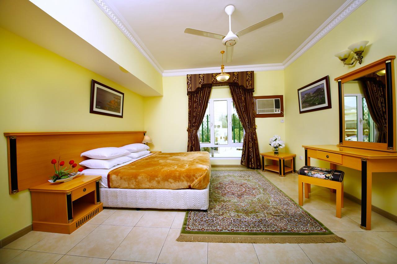 Muscat International Hotel Mascate Exterior foto
